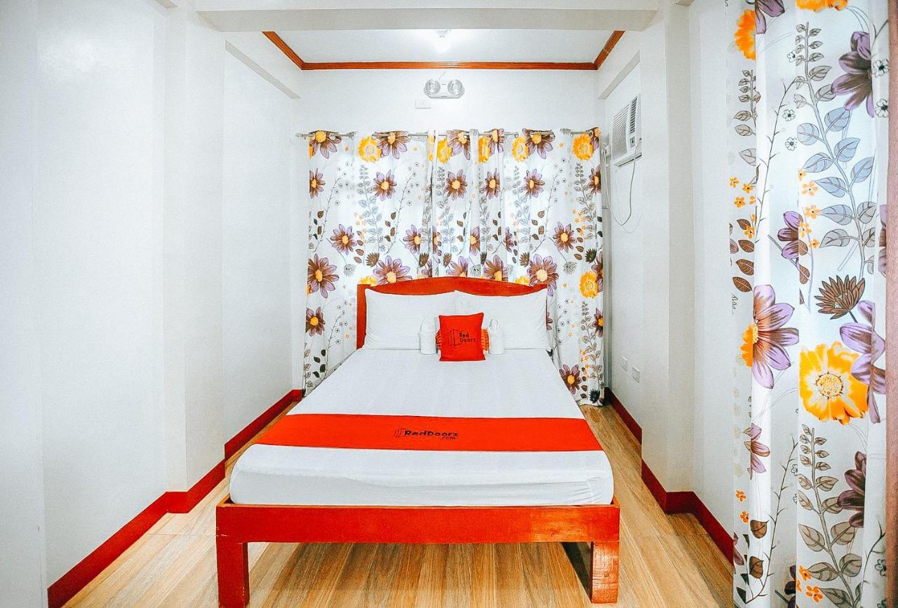 Reddoorz At S & L Apartelle Daraga Albay Legazpi Bagian luar foto