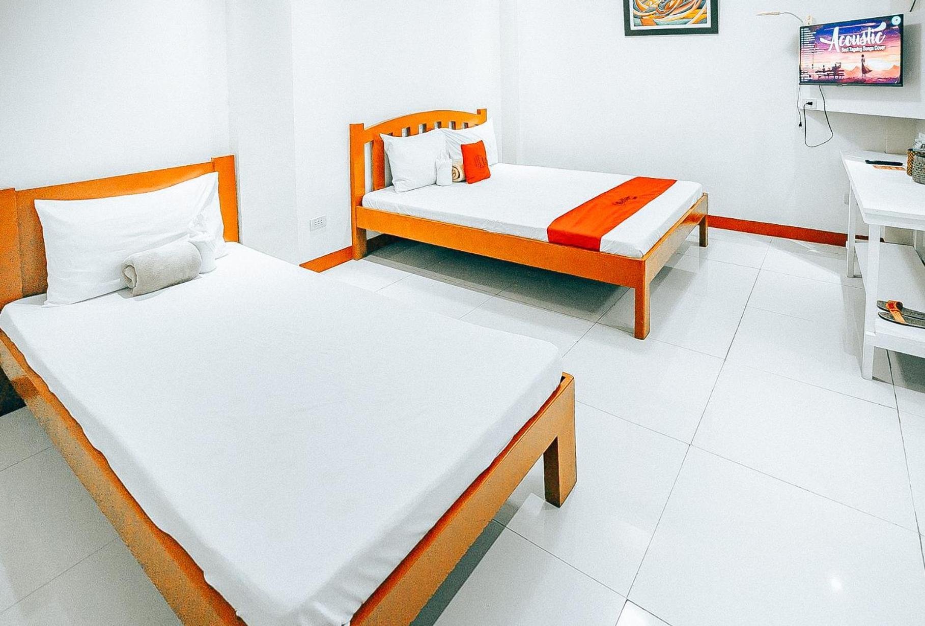 Reddoorz At S & L Apartelle Daraga Albay Legazpi Bagian luar foto